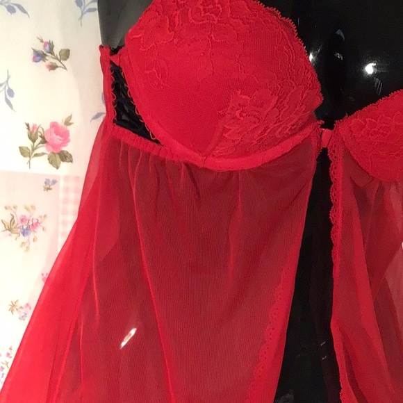 Small red babydoll - Picture 7 of 7